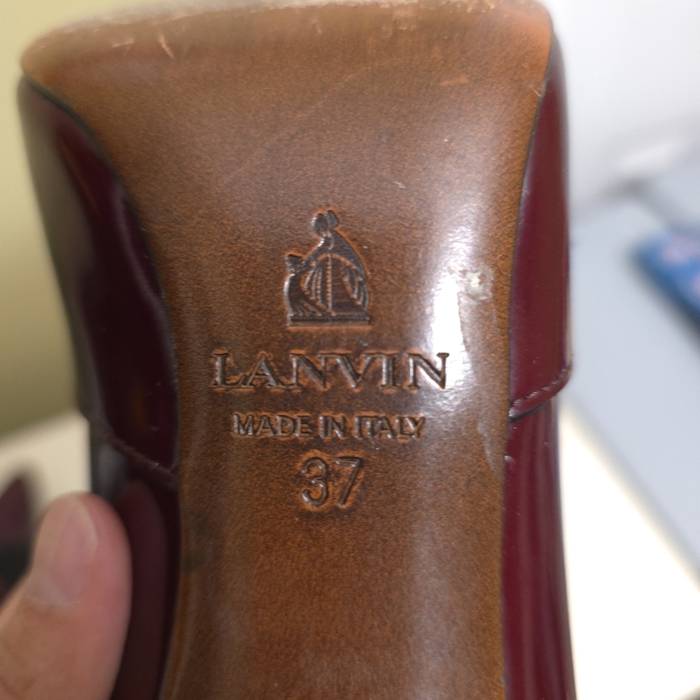 Lanvin | Oxblood Patent Leather Pumps With Black Bow Accents Sz 37 - Picture 11 of 11